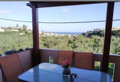 Na prodej dům se 3 apartmány s výhledem na moře, Kréta, Řecko