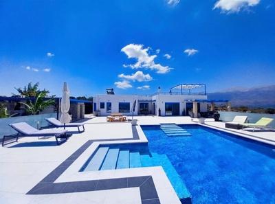 Na prodej krásná vila s výhledem na moře a hory, Kréta, Řecko